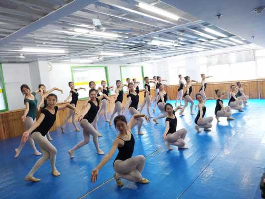 郑州舞蹈艺考培训一般多少钱（郑州舞蹈班一般需要多少钱一个月）-图3